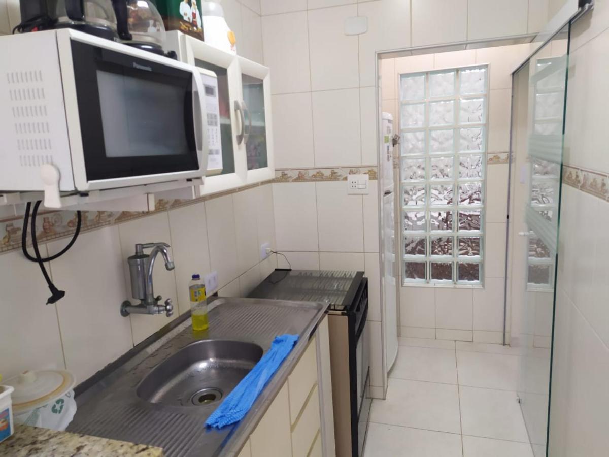 Guaruja Enseada - Apto 200M Da Praia - 02 Dorm. Wi-Fi + Ar + Estacionamento Exterior photo